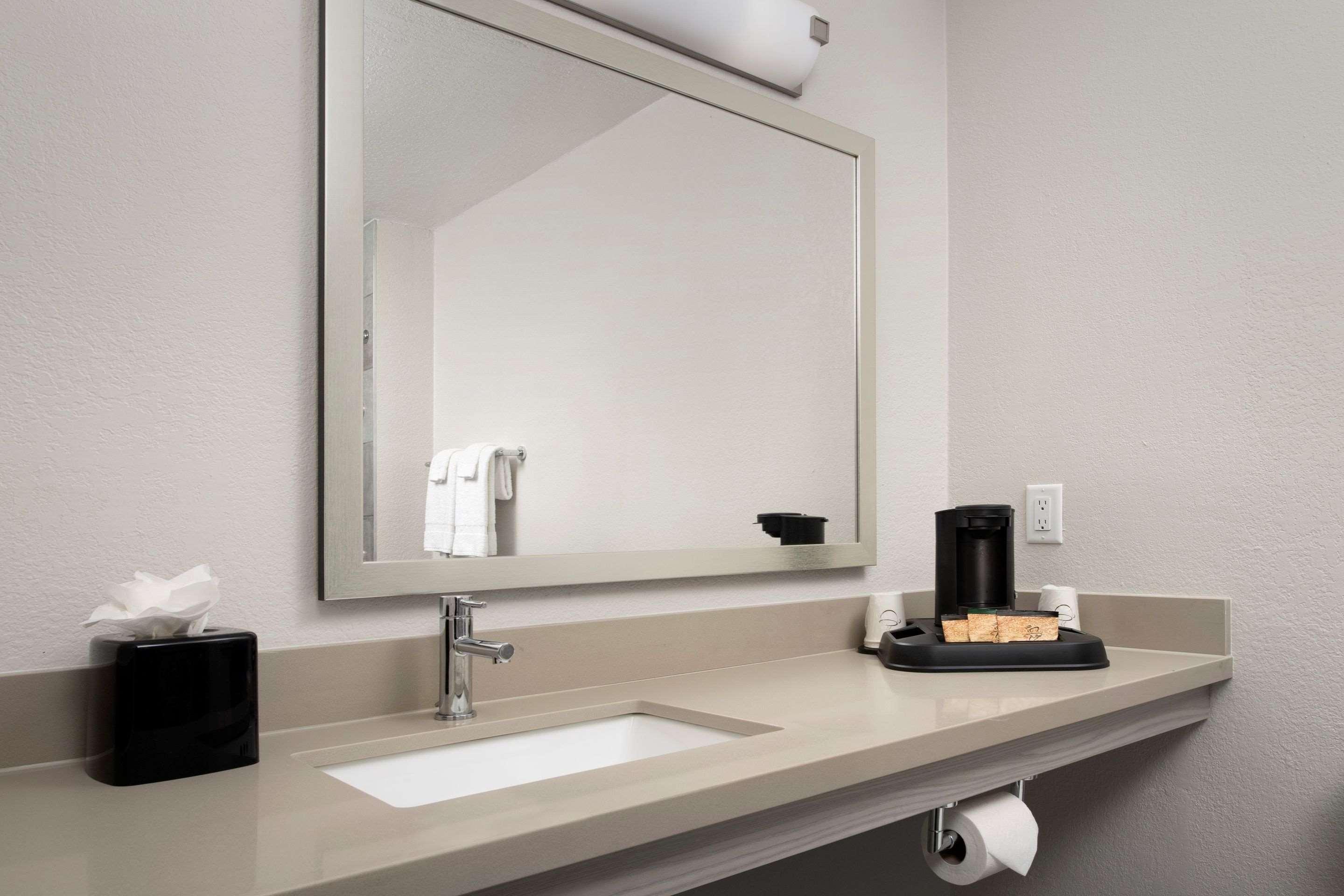 Quality Inn Atlantic Beach-Mayo Clinic Jax Area Екстериор снимка